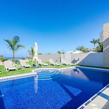 Vila Elisabetta, Luxury With Heated Pool Ocean View In Adeje, Tenerife *