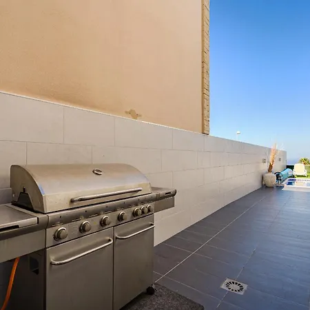 Elisabetta, Luxury With Heated Pool Ocean View In Adeje, Tenerife 别墅 阿德耶