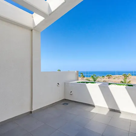Elisabetta, Luxury With Heated Pool Ocean View In Adeje, Tenerife Villa *