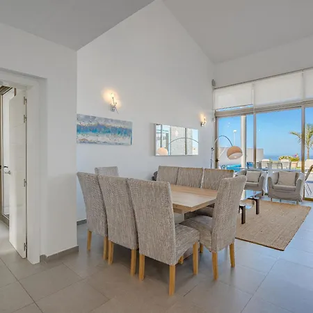 别墅 Elisabetta, Luxury With Heated Pool Ocean View In Adeje, Tenerife 阿德耶