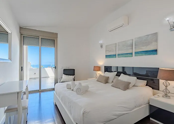 Villa Elisabetta, Luxury With Heated Pool Ocean View In Adeje, Tenerife