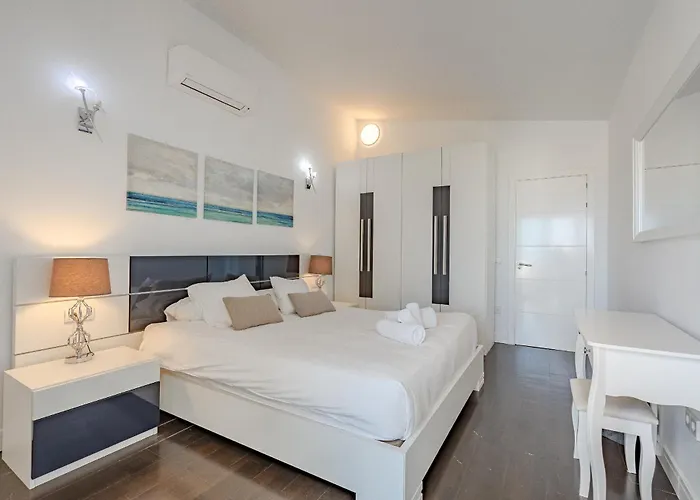Villa Elisabetta, Luxury With Heated Pool Ocean View In Adeje, Tenerife *